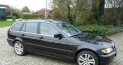 BMW 330iX Touring 2001 002